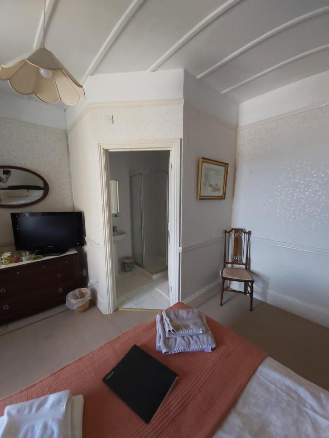 The Fieldings Bed & Breakfast Truro Exterior photo